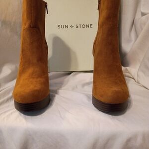 Sun + Stone Women's Tan Ankle Boots